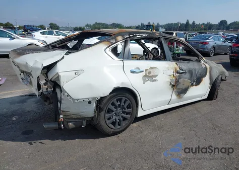 2015 Nissan Altima 2.5/2.5 S/2.5 Sl/2.5 Sv from USA, damaged, VIN 1N4AL3AP6FN386000